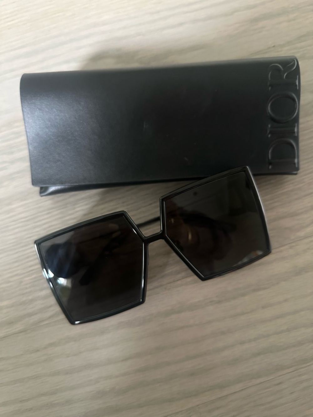 Dior Women's Black Oversized Geometric Sunglasses - Picture 1 of 7